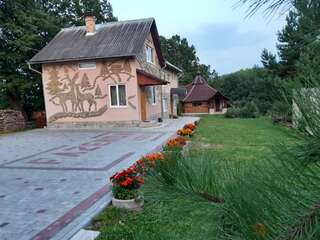 Фото Гостевой дом Fazenda Kosiv г. Косов